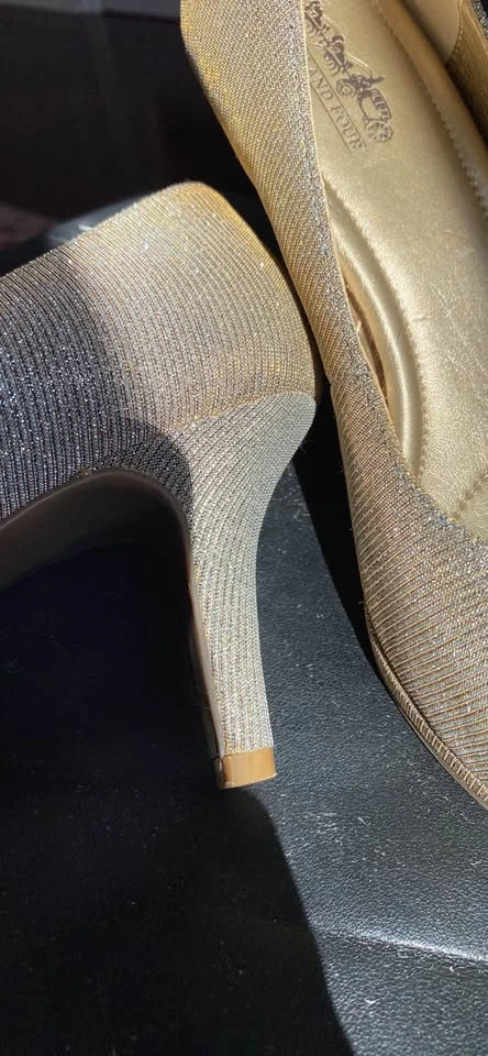 Women's Pump Sparkling Coach And Four Open Toe Size Gold - photo 2