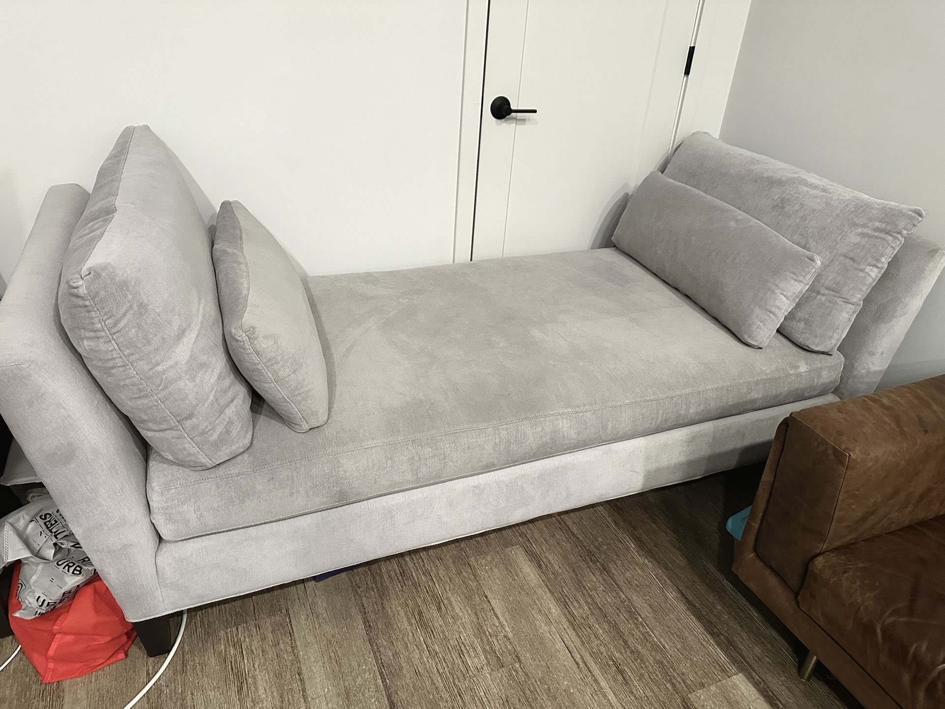 Crate & Barrel Marlowe Daybed Sofa Bed