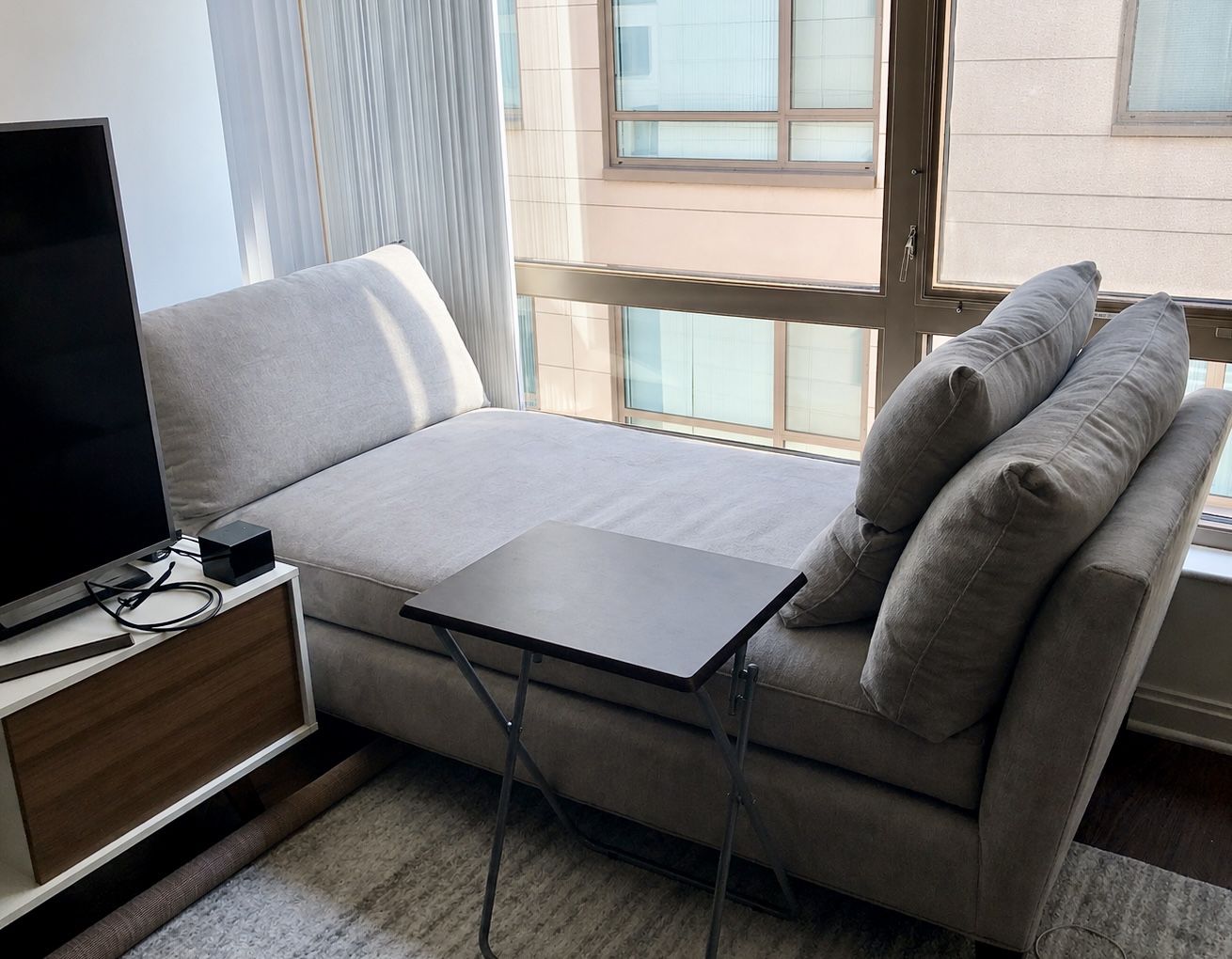 Crate & Barrel Marlowe Daybed Sofa Bed - photo 3