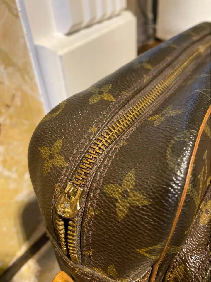 vintage Nile messenger bag crafted in the brand's iconic monogra - photo 3