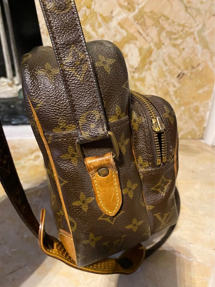 vintage Nile messenger bag crafted in the brand's iconic monogra - photo 5