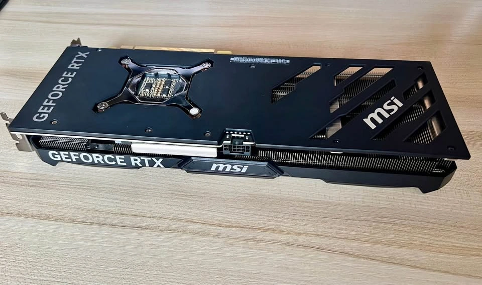 RTX 4070 Ti Super 16GB VRAM - photo 4