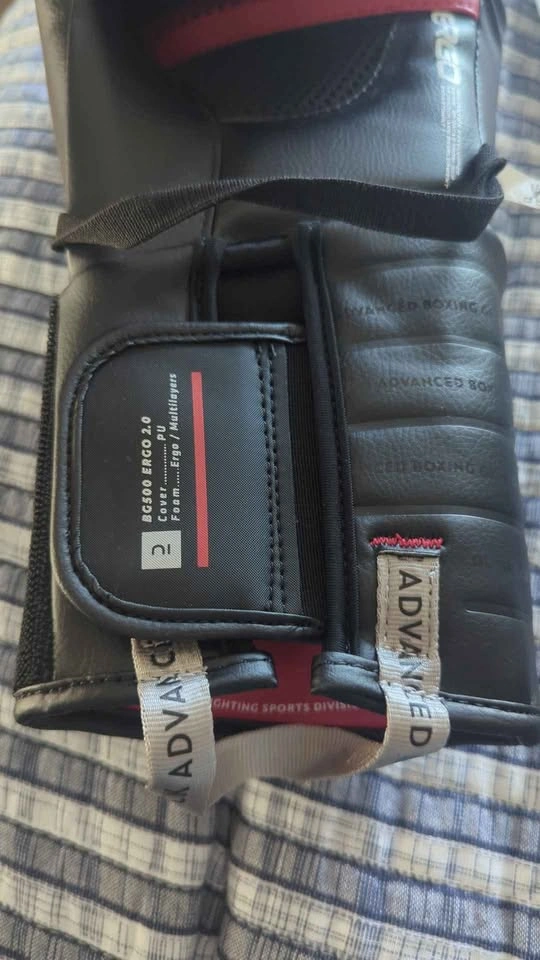 Boxing gloves, wraps, and mouthguard. New. - photo 2