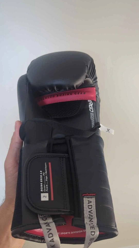 Boxing gloves, wraps, and mouthguard. New. - photo 3