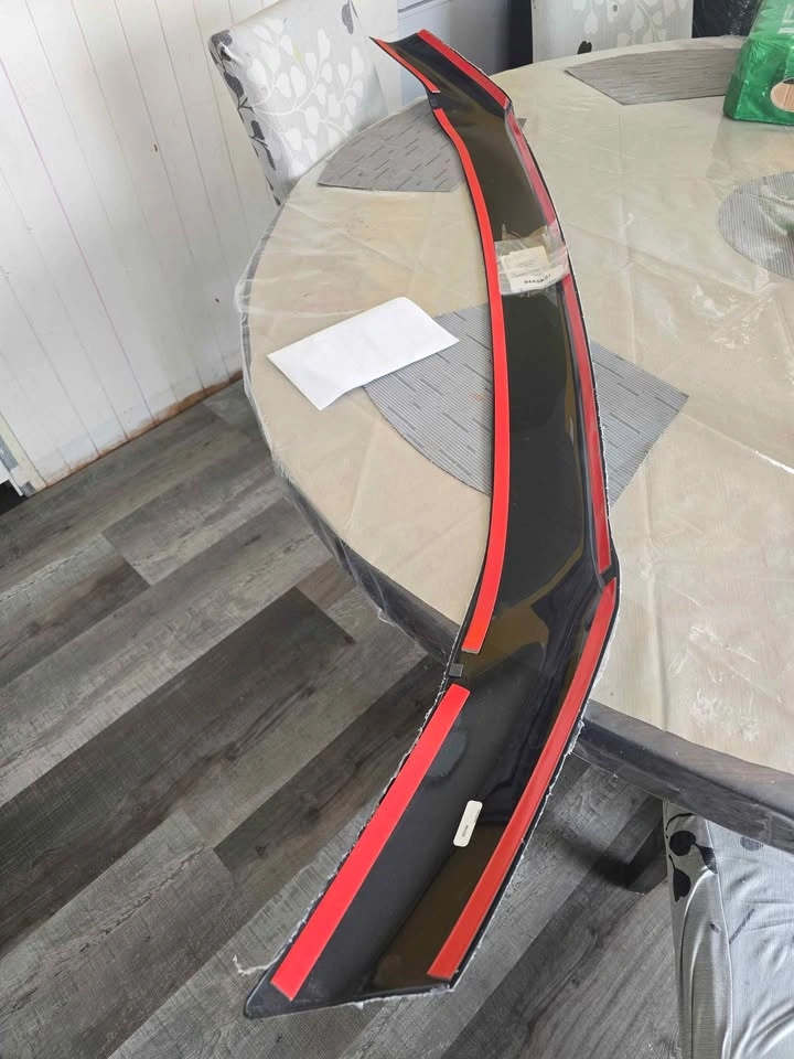F-150 HOOD PROTECTOR - photo 3