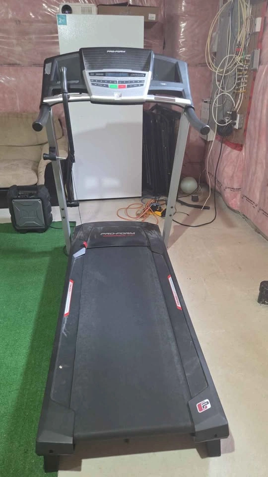 Pro-Form Crosswalk Treadmill - photo 2