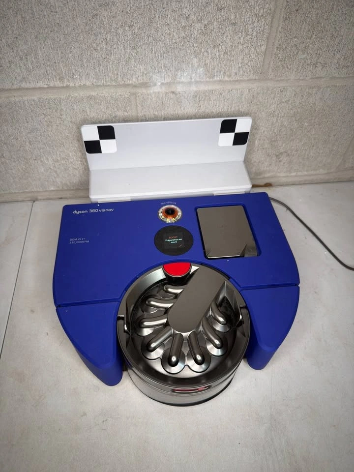 Dyson 360 Vis Nav Robot Vacuum - photo 2