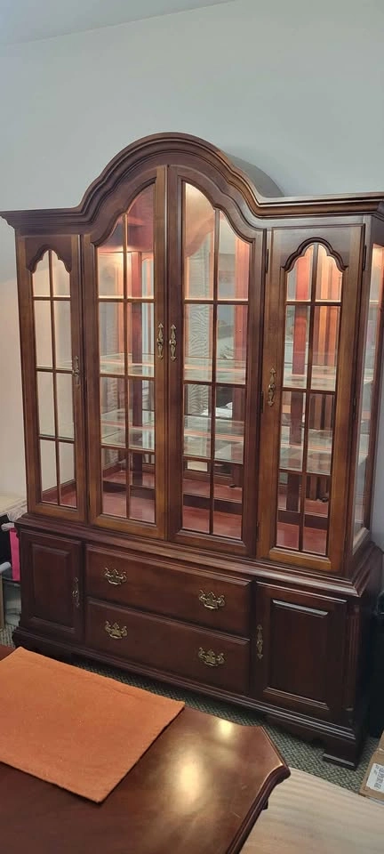 China Cabinet - photo 2