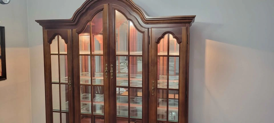 China Cabinet - photo 3