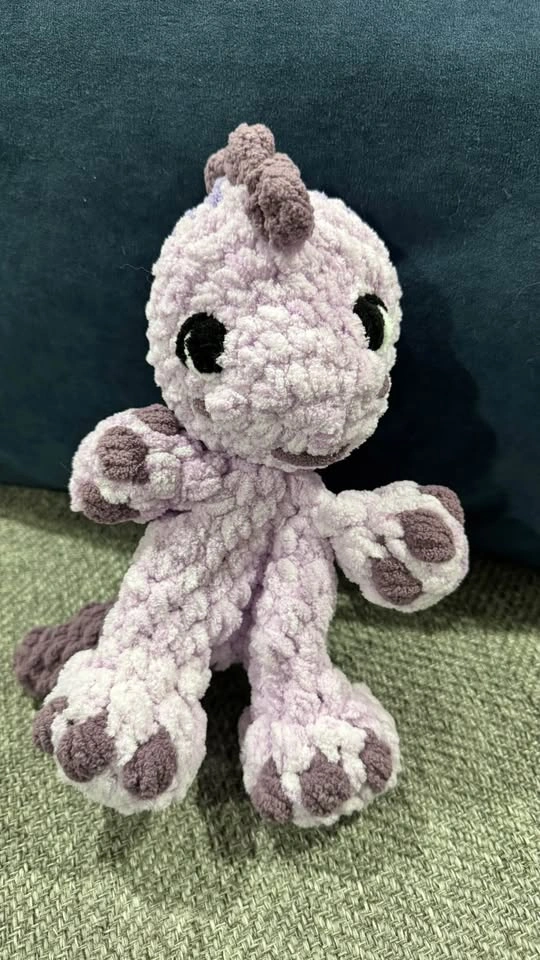 Crochet baby dinosaur in egg - photo 3