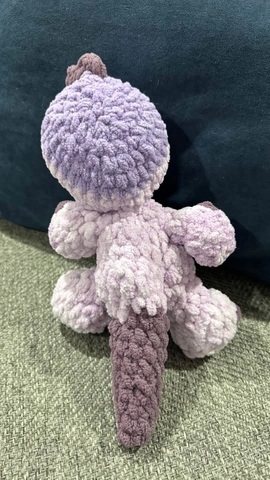 Crochet baby dinosaur in egg - photo 4