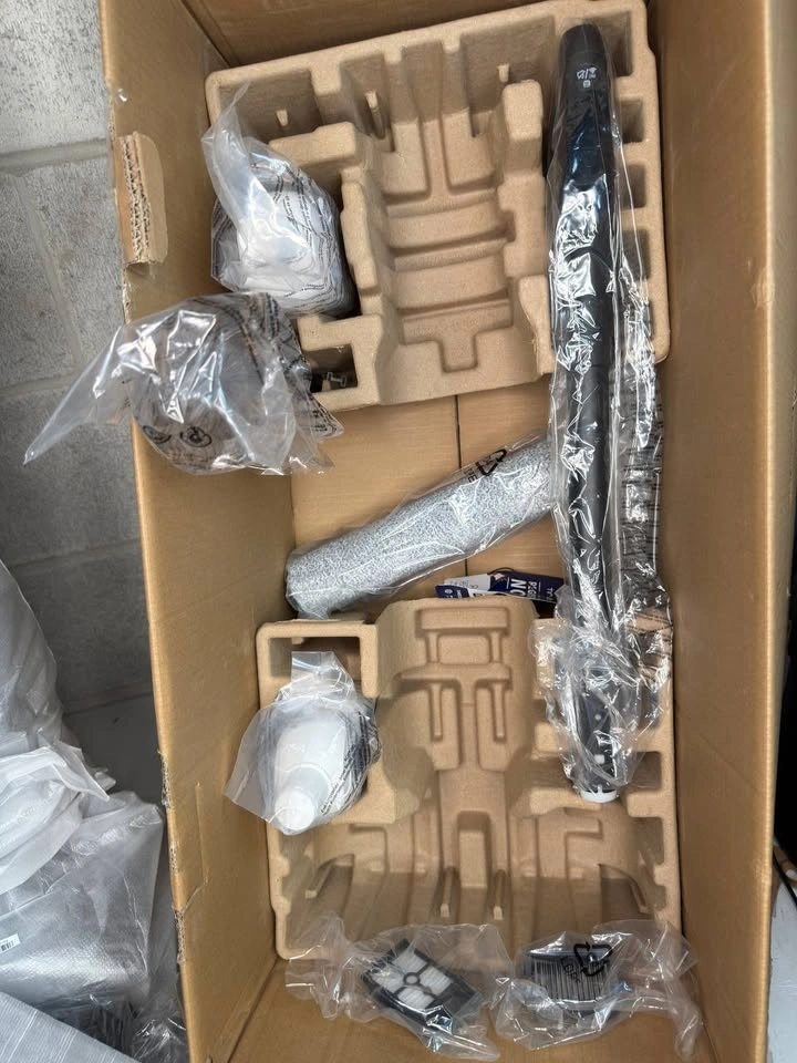 Tineco Floor ONE S7 Stretch Ultra Cordless Wet Dry Vacuum - photo 3