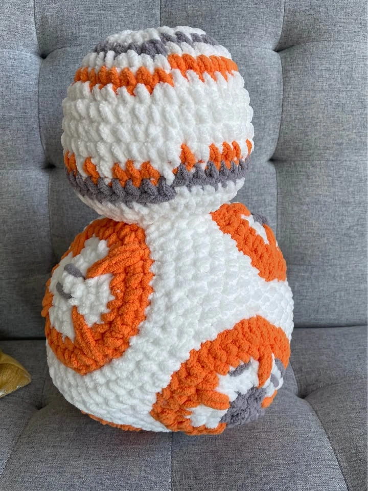 Star Wars BB8 crochet stuffie - photo 2