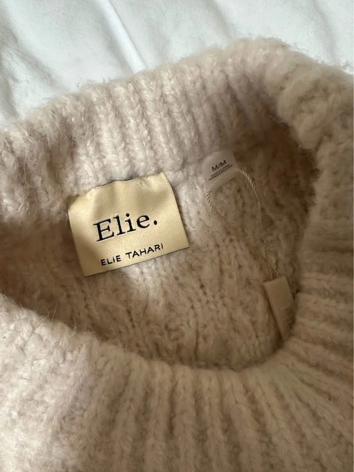 White chunky sweater size M - photo 2