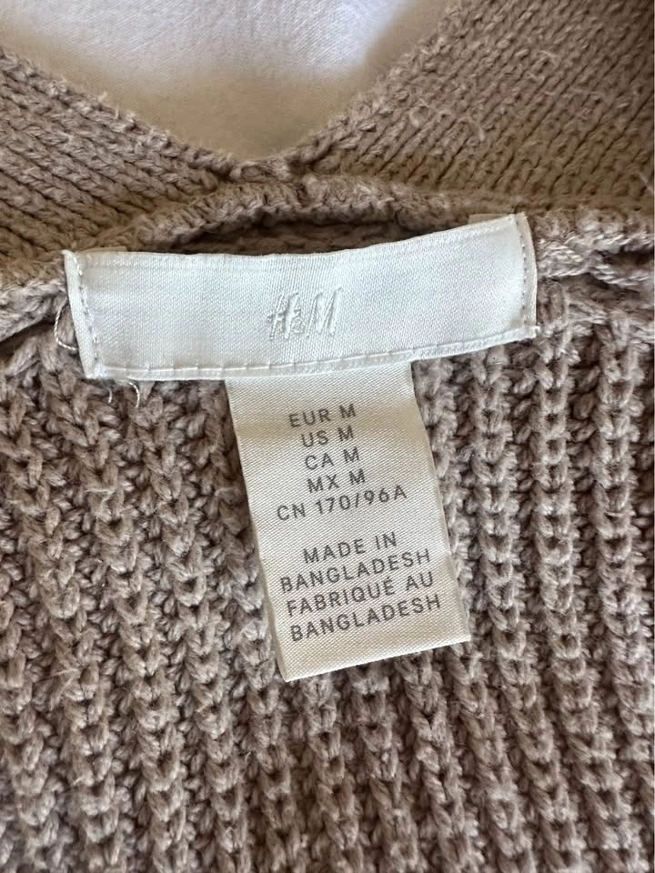 Thick knit beige cardigan - photo 2