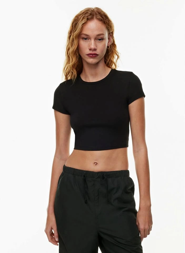 Aritzia Black T-Shirt