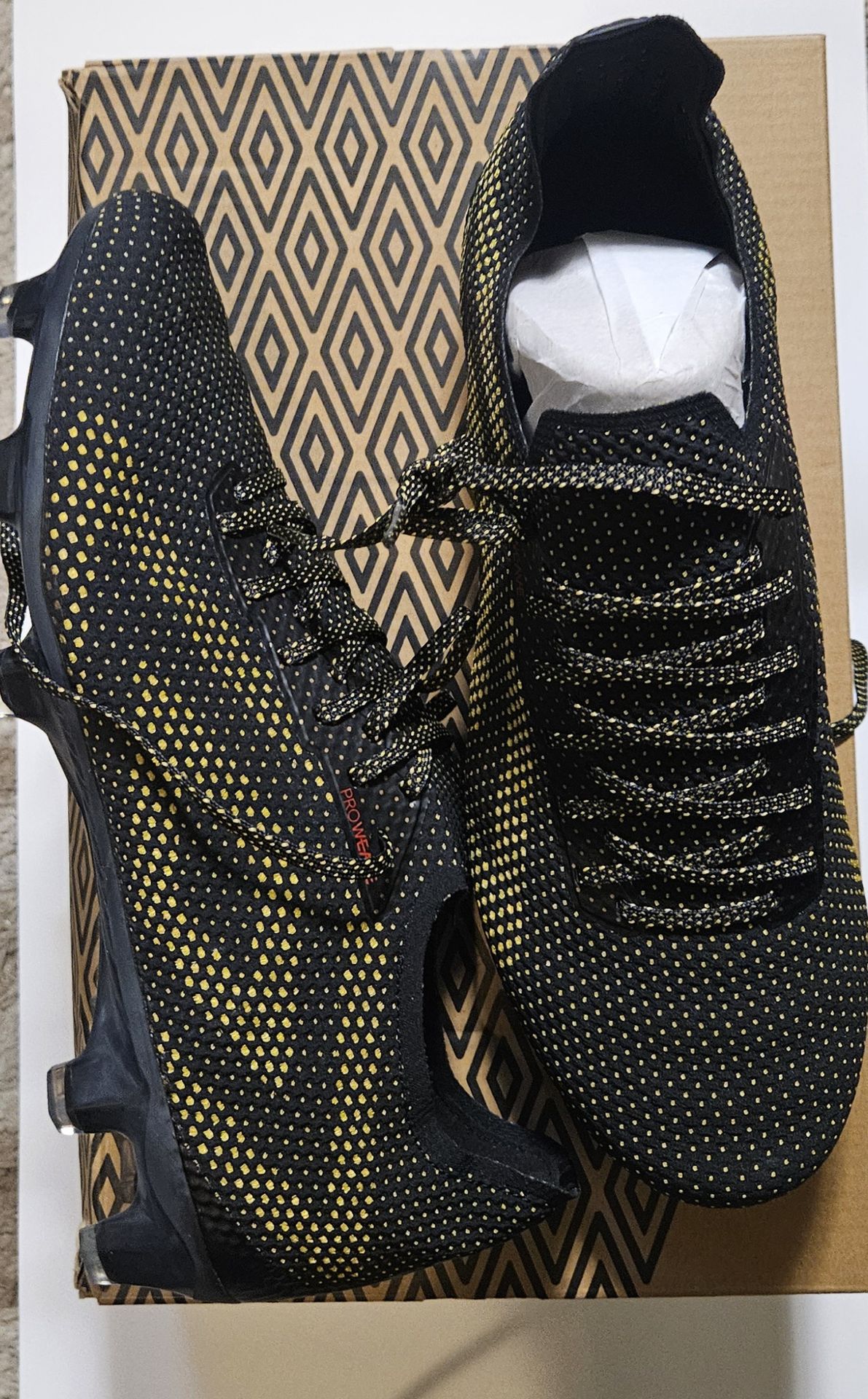 Umbro soccer cleats - photo 4