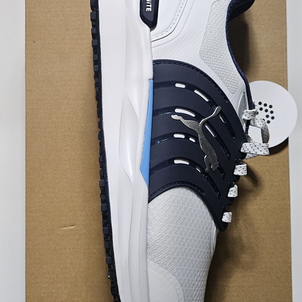 Puma Sneakers
