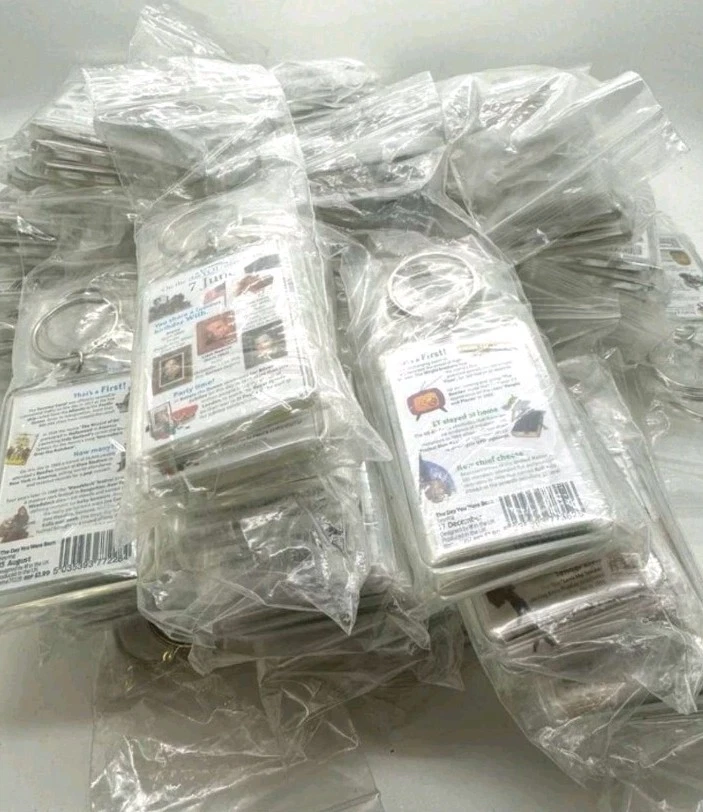 On the day you were Born Birthday Keyrings - 37 packs of 3 - photo 3