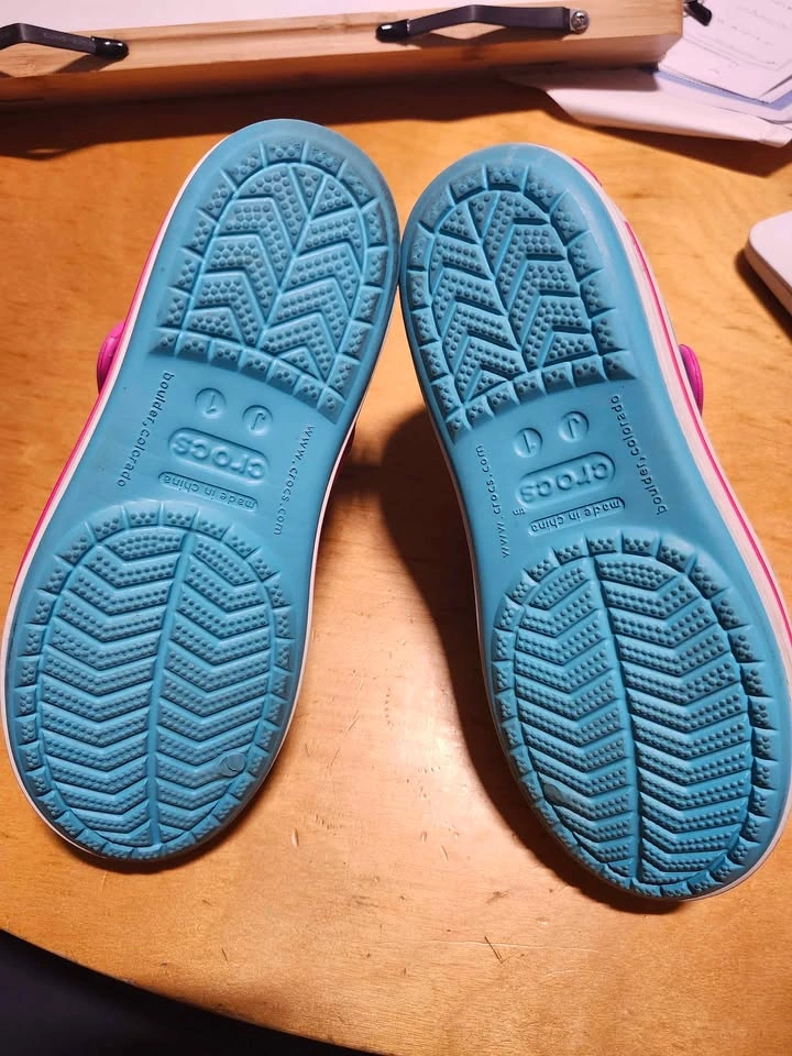 Crocs Sandals Teal Pink J1 - photo 4