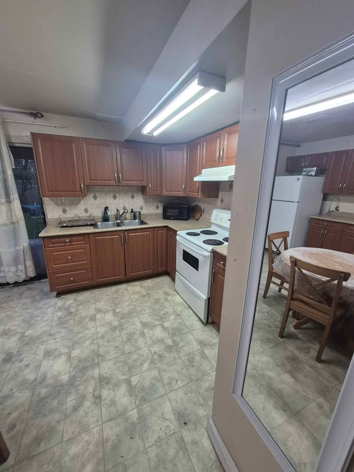 2 Beds 1 Bath - Available for May - photo 3