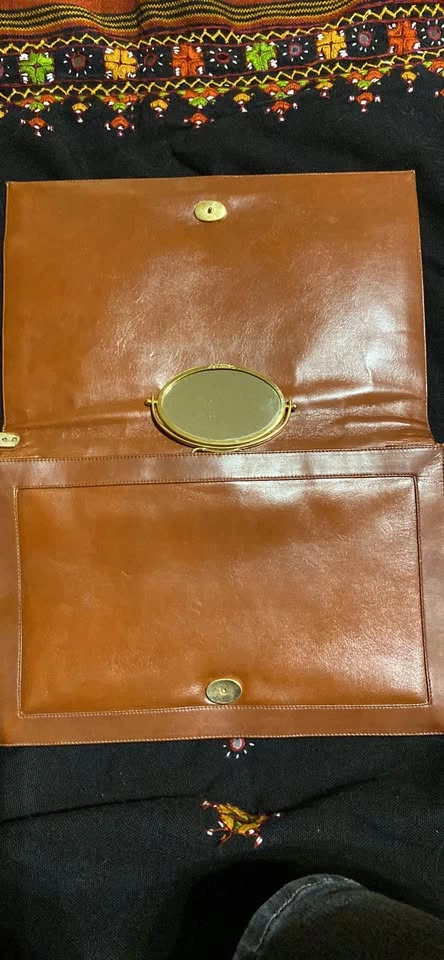 VTG Lou Taylor Oxblood Leather Purse Handbag Pop Up Hinged Mirro - photo 3
