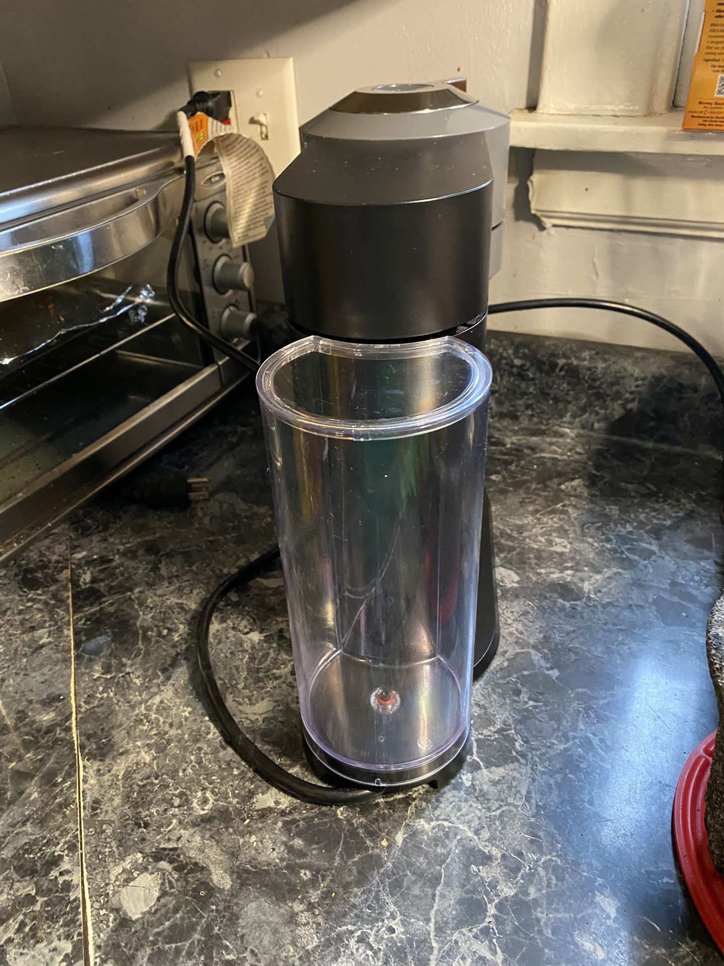 Nespresso Vertuo Coffee Machine - Like New - photo 5