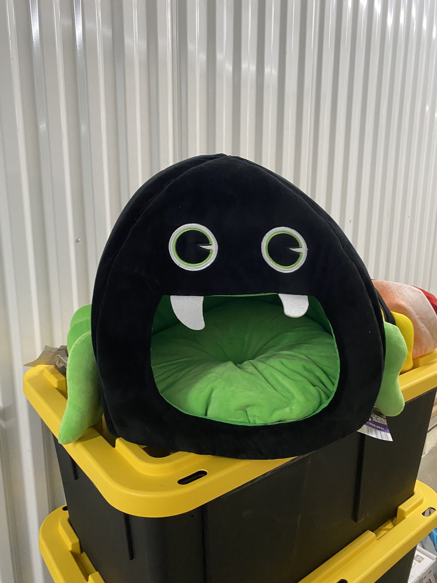 Halloween Cat Bed New