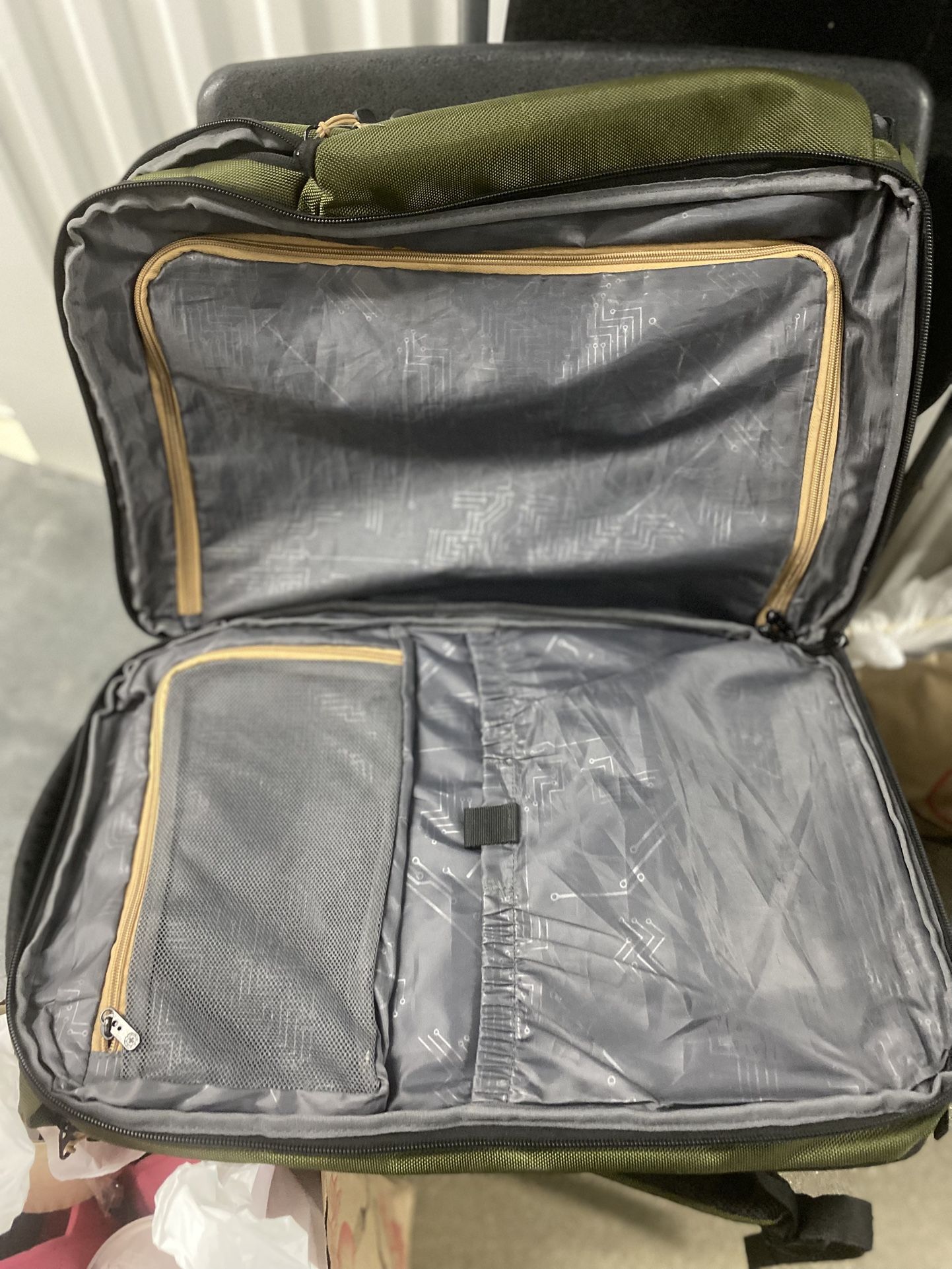 Swissdigital Design Large Travel Backpack - 17" Laptop, USB - photo 5