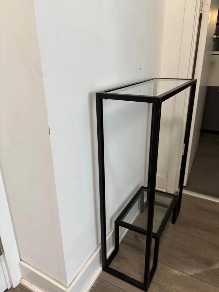 Vintage entryway table - pickup only - photo 2
