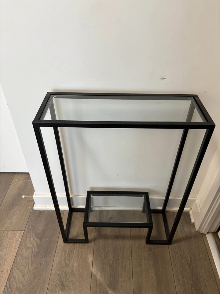 Vintage entryway table - pickup only - photo 3