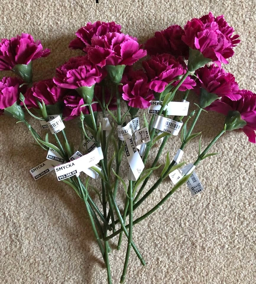 Flowers (14 Stems) New