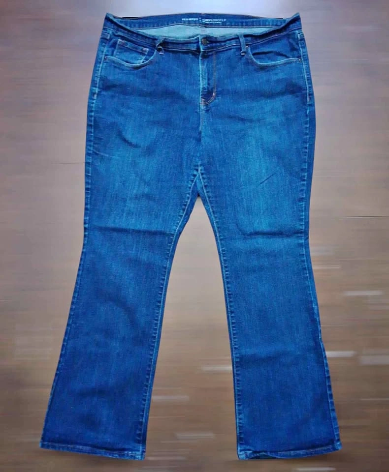 Old Navy Ladies Curvy Mid Rise Jeans 🌱