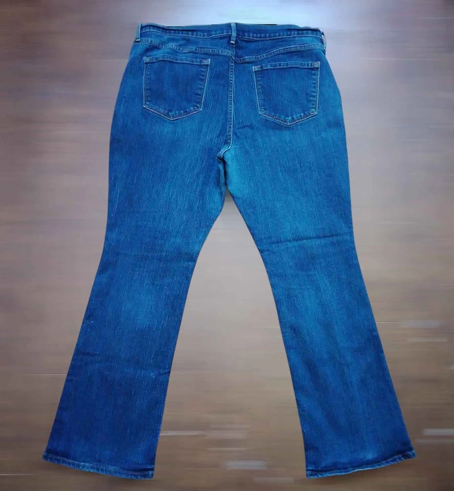 Old Navy Ladies Curvy Mid Rise Jeans 🌱 - photo 2