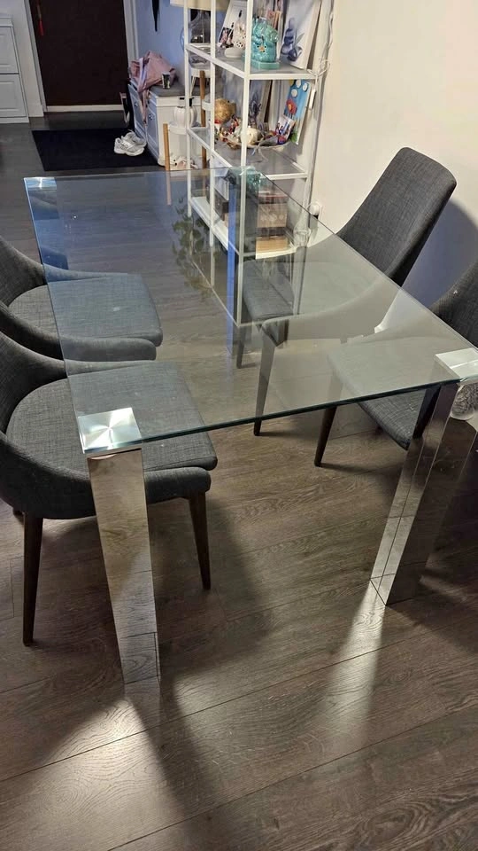 DINING TABLE AND CHAIRS - MOVING SALE