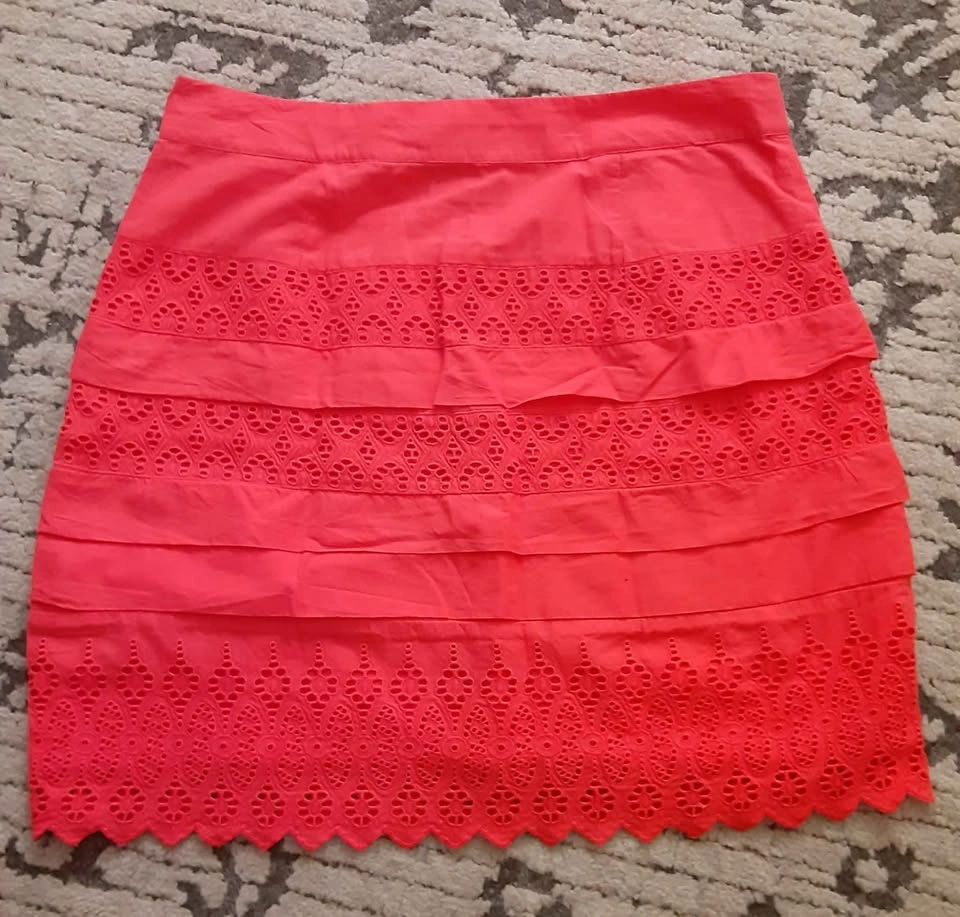 Gap Ladies Coral Skirt NWT 🌱 - photo 2