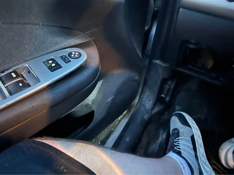 2010 Chevrolet Cobalt - photo 5