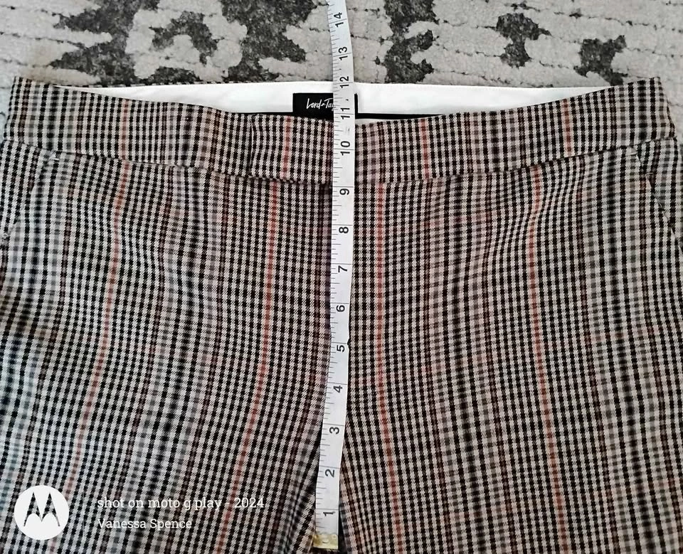 Lord & Taylor Ladies Cropped Plaid Pants 🌱 - photo 3
