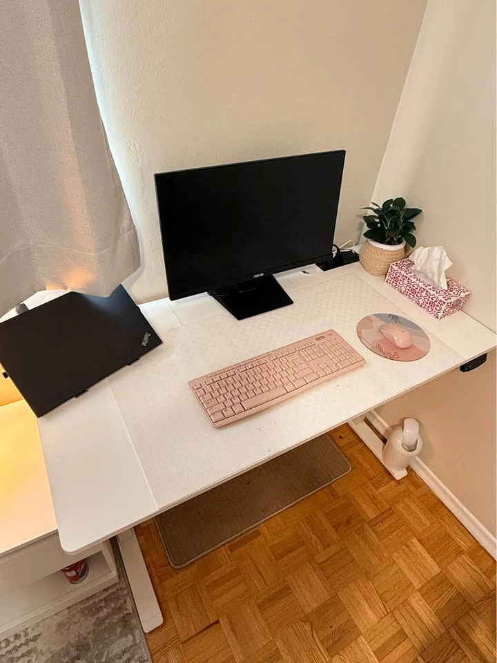 Electric Adjustable Desk and Gaming Chair - photo 2