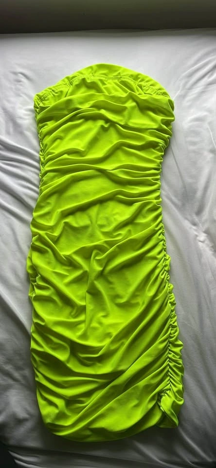 Neon Yellow Ruched Strapless Bodycon Dress - photo 2