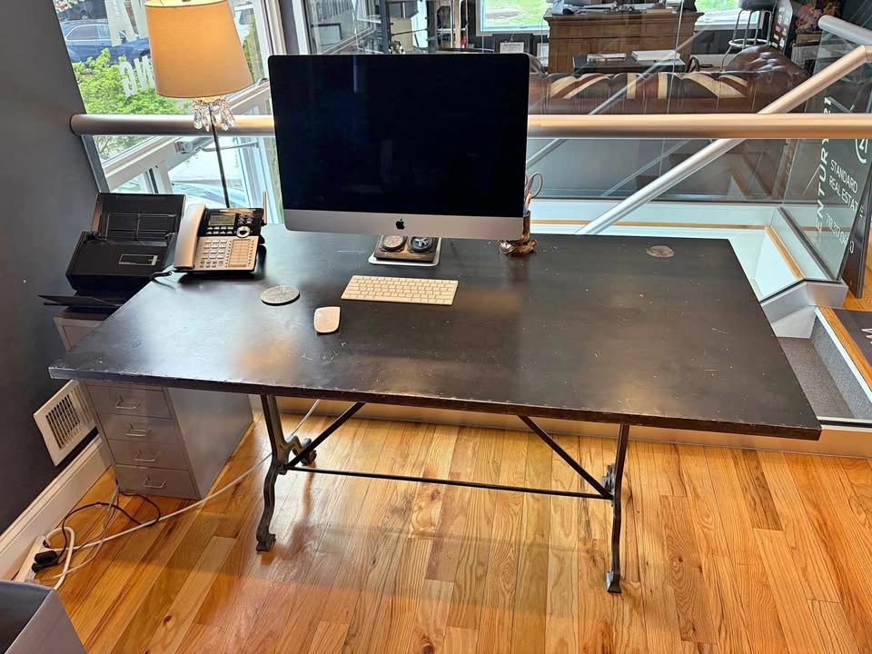 RH Iron Trestle Desk/Table