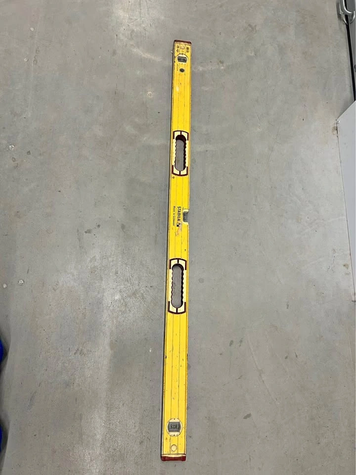 STABILA 196-2 4 FOOT LEVEL w/ CASE