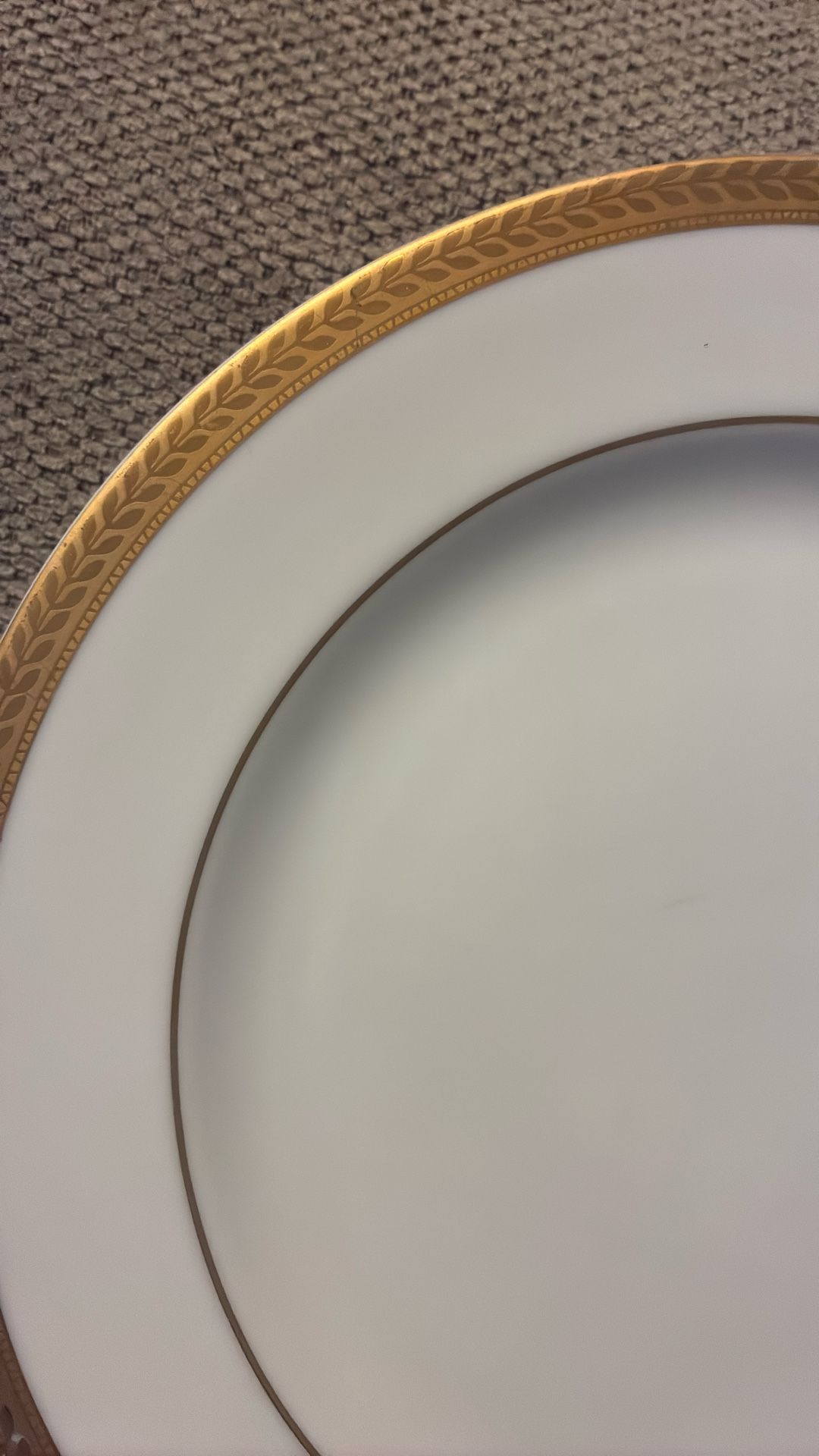 6 Classic Real Porcelain Florence Gold Plates - photo 2
