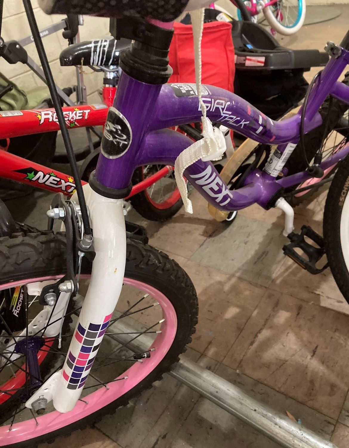 Beautiful Girl Bicycle - photo 3