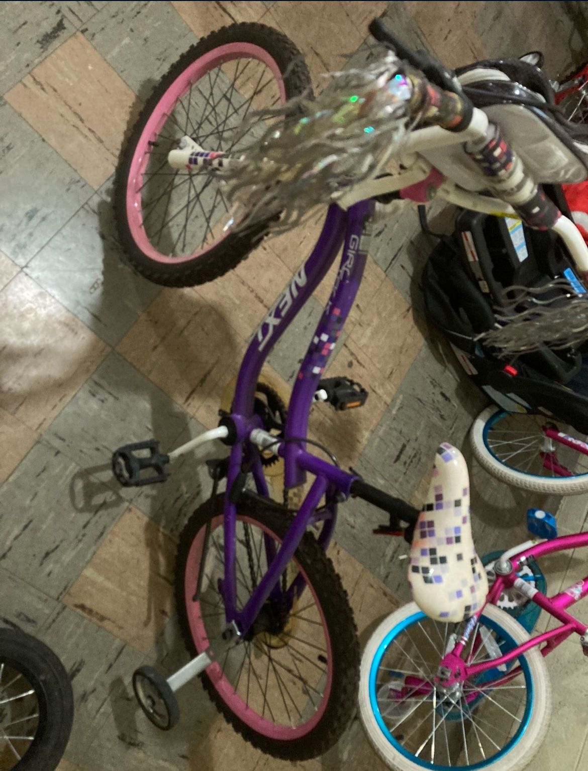 Beautiful Girl Bicycle - photo 4