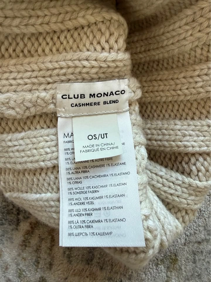 Club Monaco Cashmere Knitted Toque - photo 2