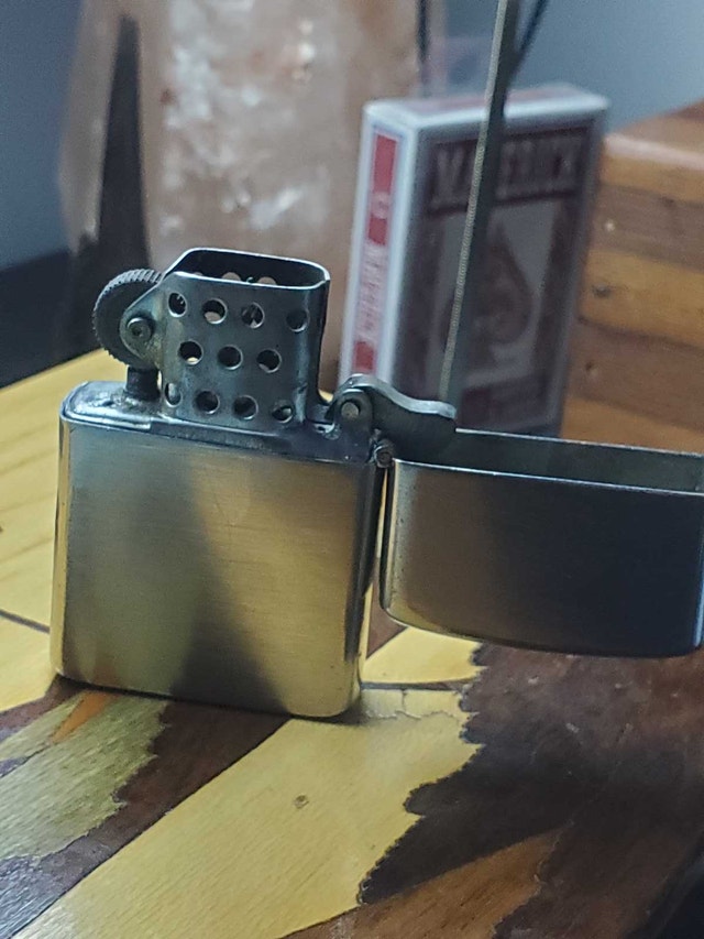 Vintage Lighter - photo 3
