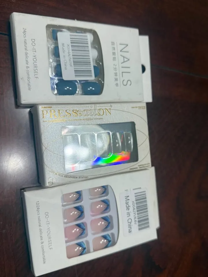 Press ON Nails with Prep Kit image indicator(5)