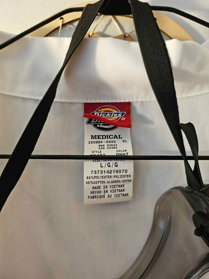 Dickies Lab Coat + Goggles - photo 2