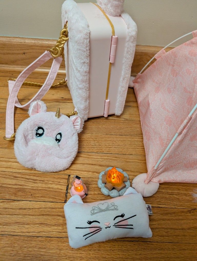 Limited Edition Na Na Na Surprise Bunny Backpack - photo 2
